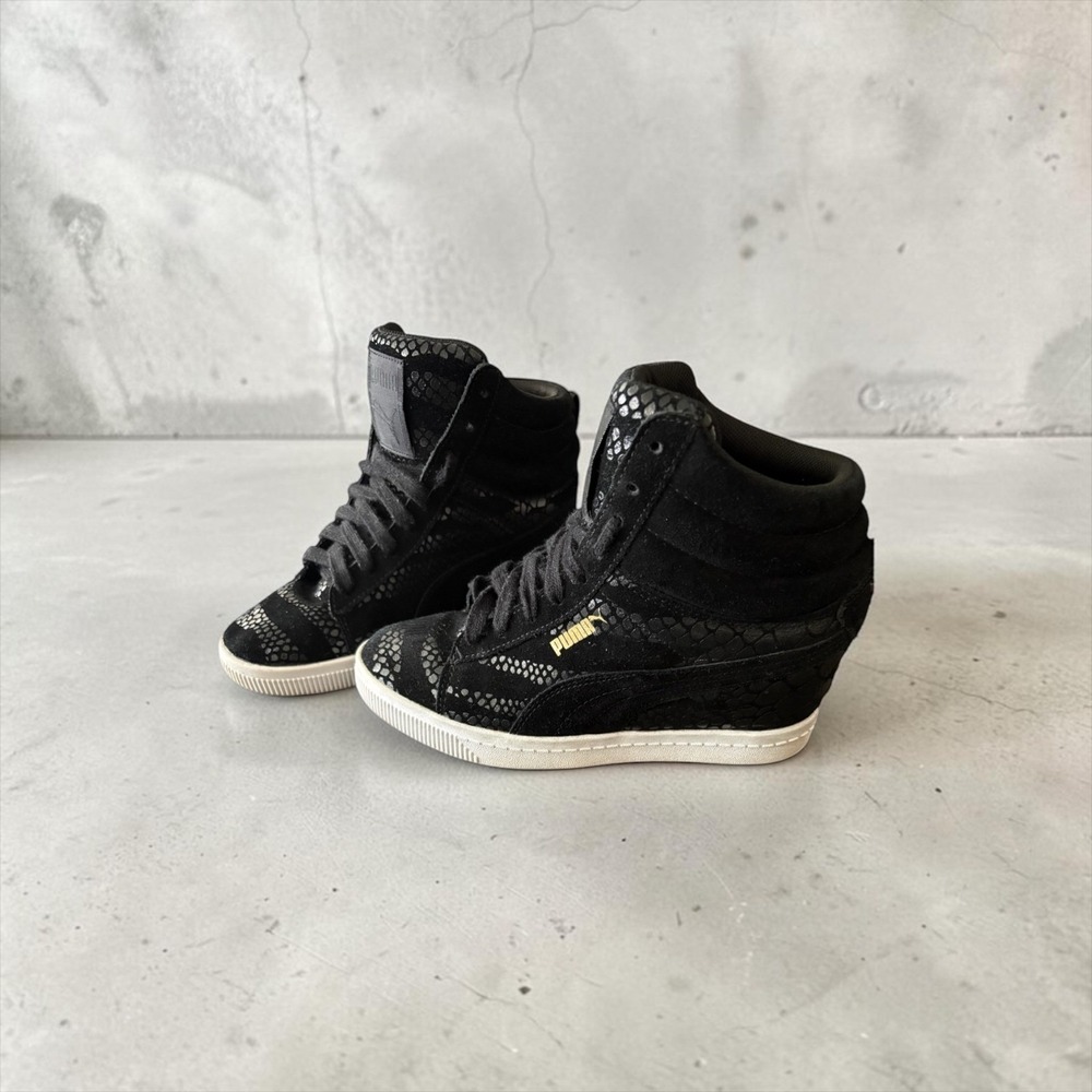 Puma Sky Wedge Reptile Black Suede Snakeskin Hidden Wedge Sneakers 357333-01 6.5